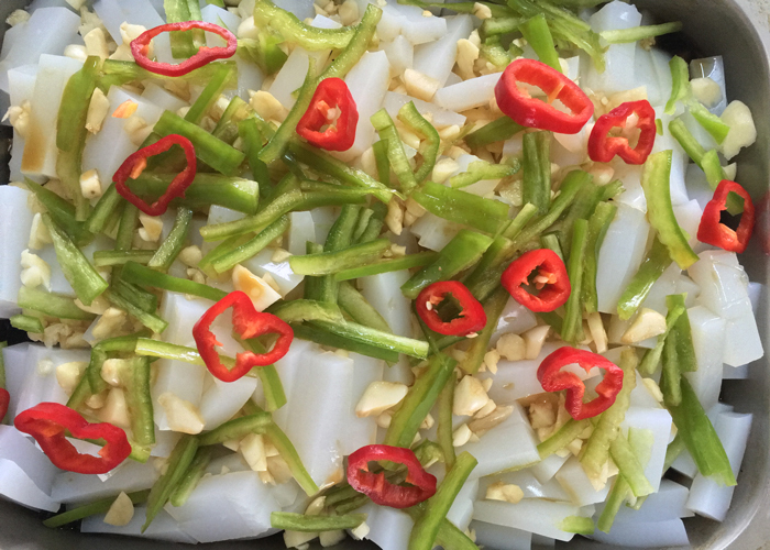 無錫春暉餐飲管理有限公司提醒您入秋宜食潤燥生津的食物能有效緩解秋燥帶來的不適增強身體的免疫力